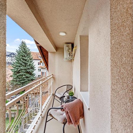 M Apartments سوكو بانيا المظهر الخارجي الصورة