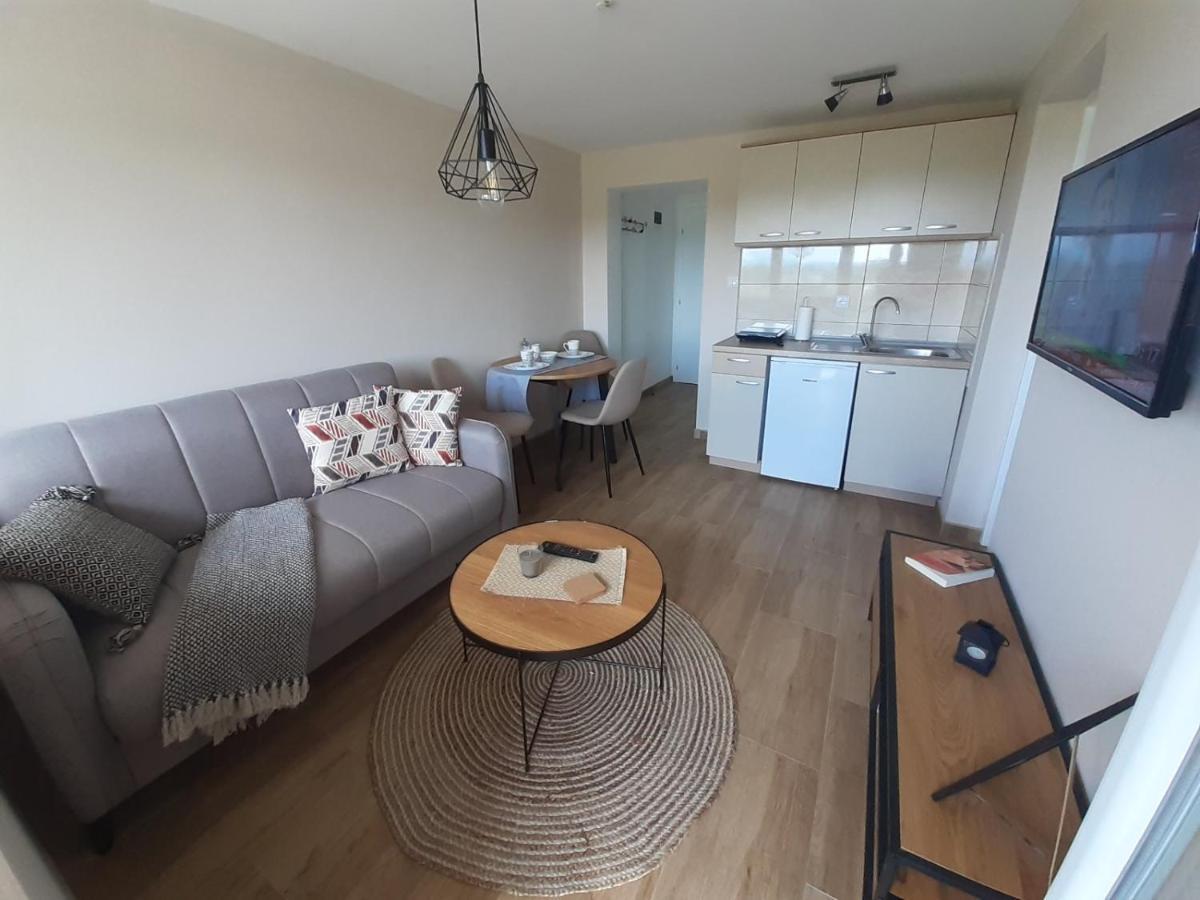 M Apartments سوكو بانيا المظهر الخارجي الصورة