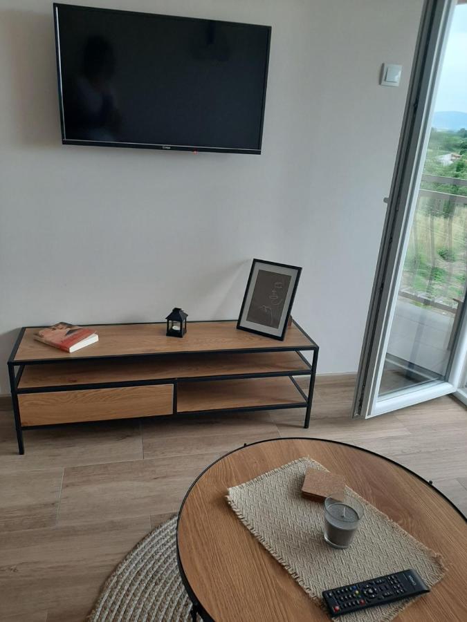 M Apartments سوكو بانيا المظهر الخارجي الصورة