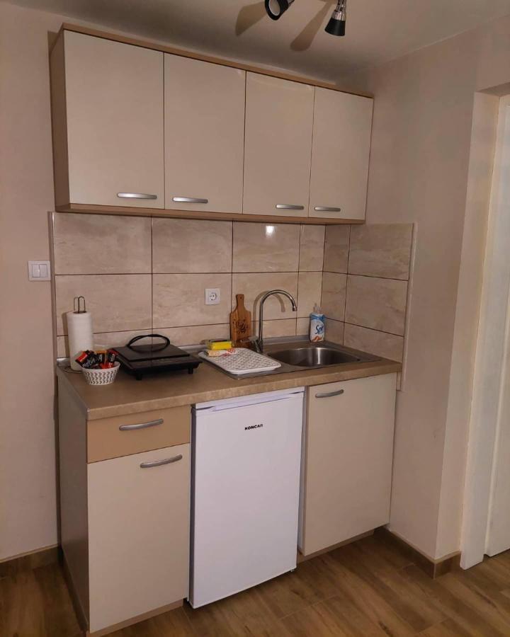 M Apartments سوكو بانيا المظهر الخارجي الصورة