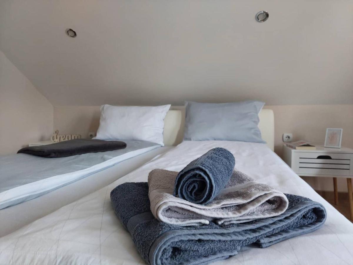 M Apartments سوكو بانيا المظهر الخارجي الصورة