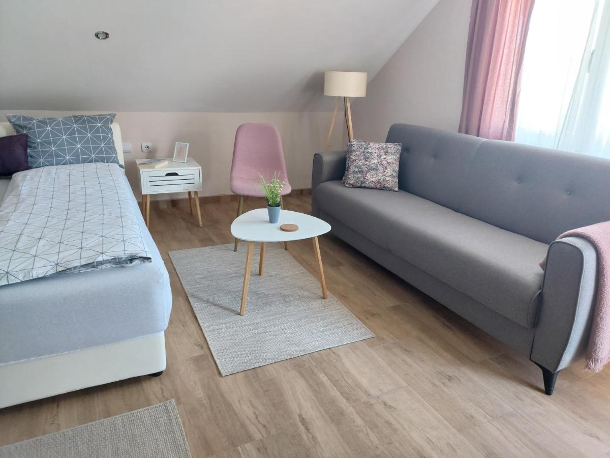 M Apartments سوكو بانيا المظهر الخارجي الصورة