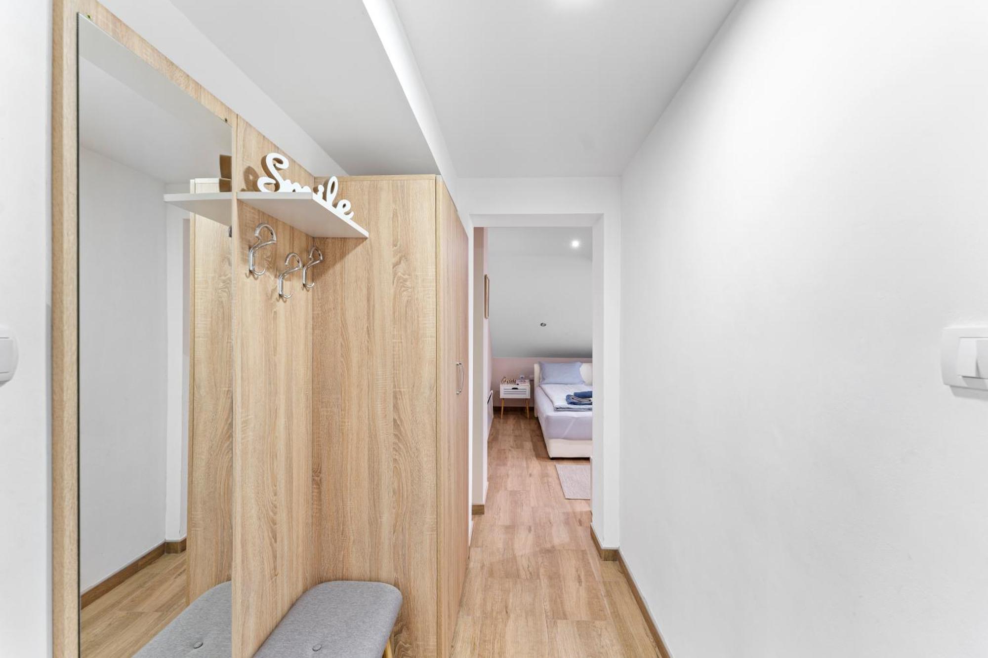 M Apartments سوكو بانيا المظهر الخارجي الصورة