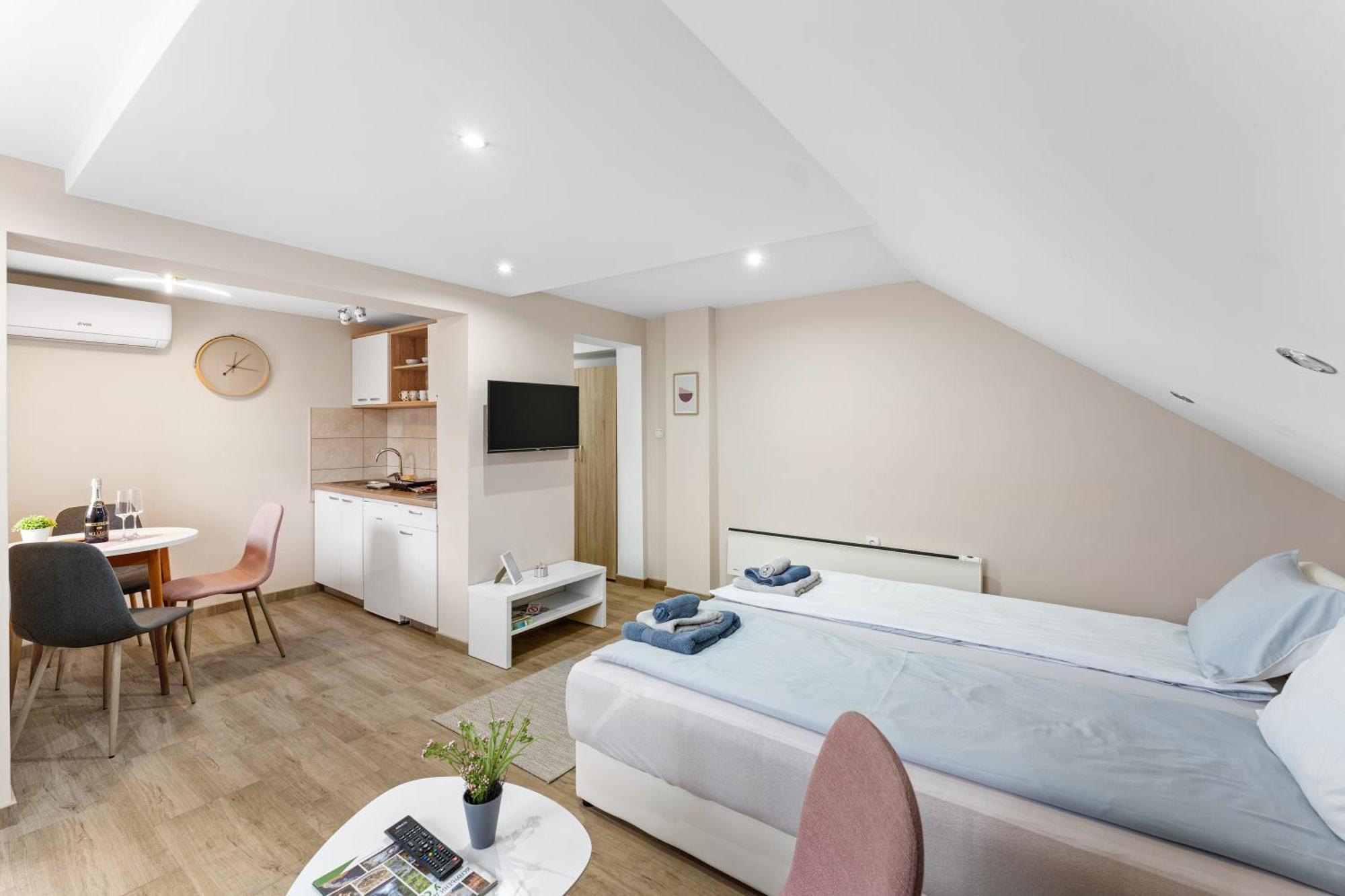 M Apartments سوكو بانيا المظهر الخارجي الصورة